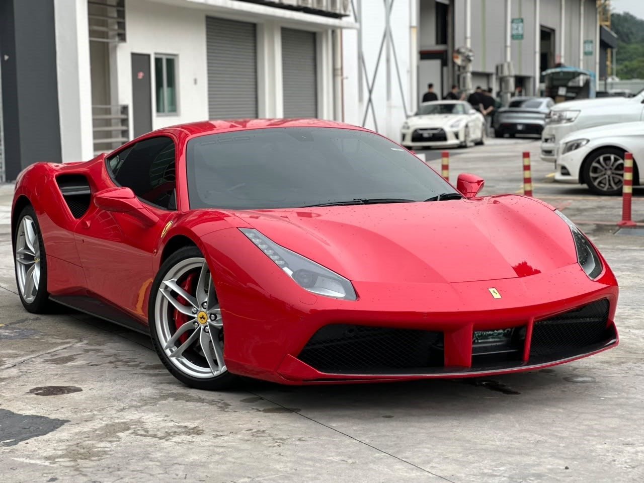 2017 Ferrari 488 GTB - 照片 1