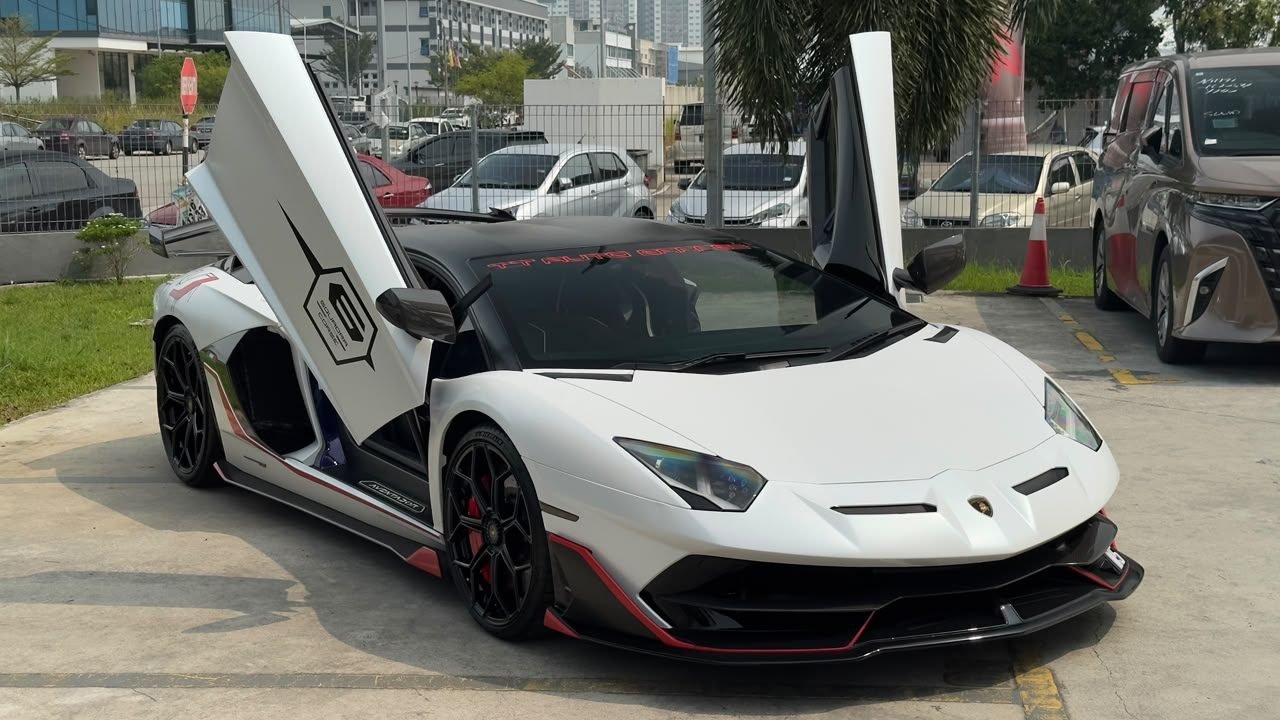 2018 Lamborghini Aventador SVJ - 照片 1