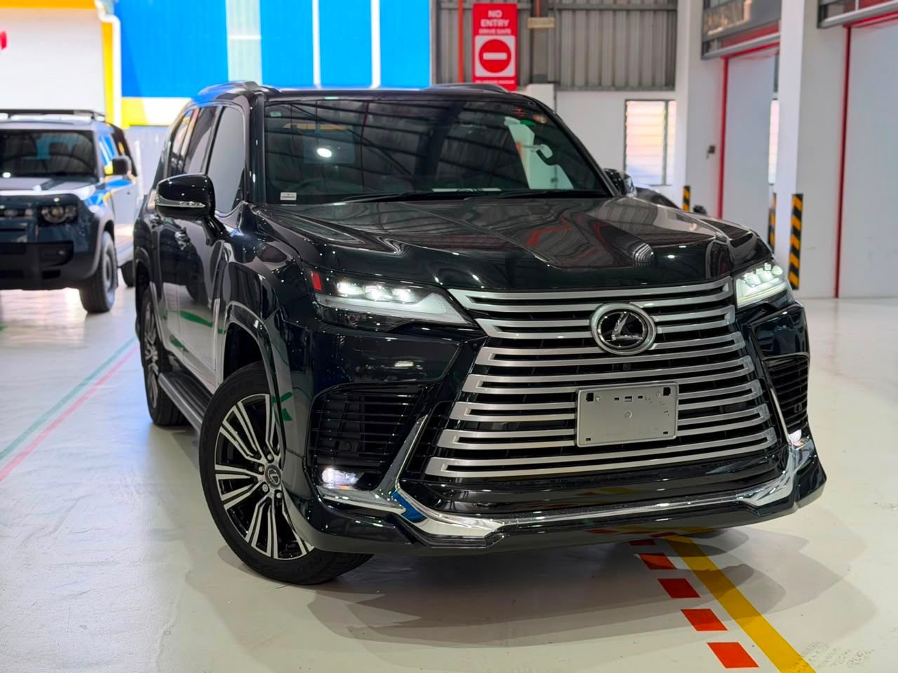 2024 Lexus LX600 Mark Levinson - Photo 1
