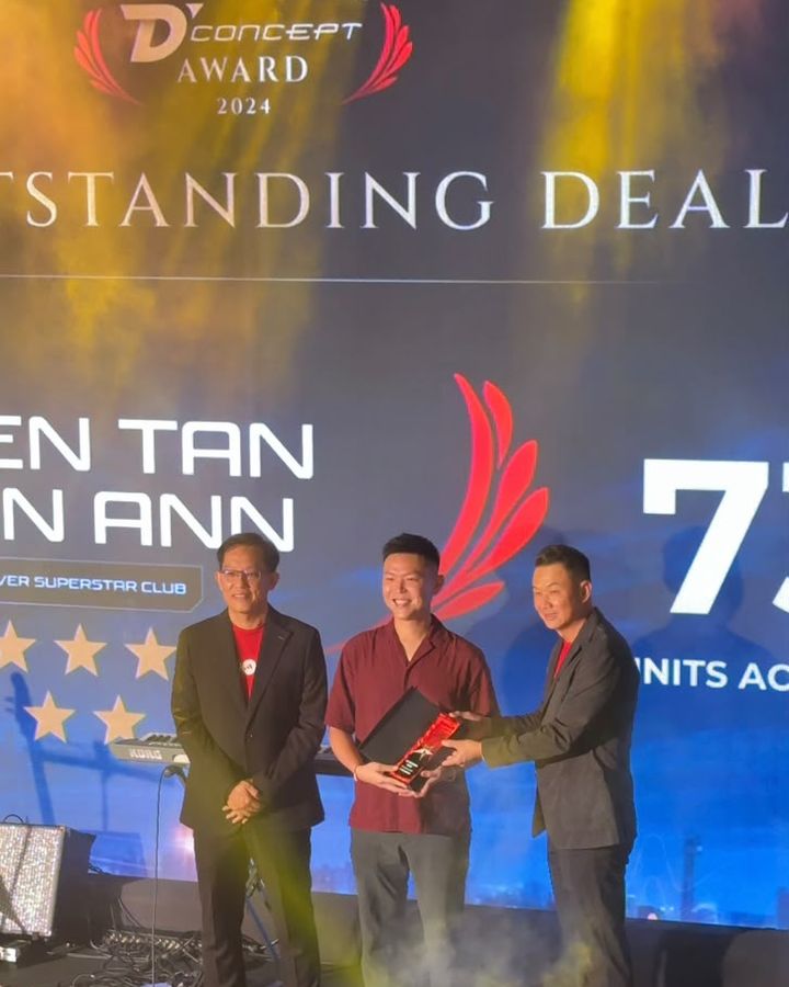 Eden on stage at the D'Concept Award 2024